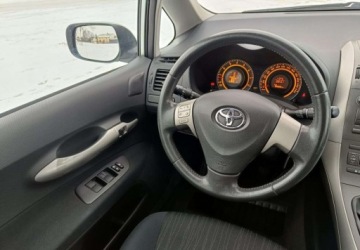 Toyota Auris I Hatchback 1.4 i 16V VVT-i 97KM 2007 Toyota Auris Toyota Auris 1.4 VVT-i 1.4 Benzyna 97KM, zdjęcie 32