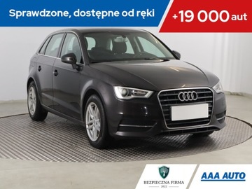 Audi A3 8V Hatchback 3d 1.4 TFSI 122KM 2014 Audi A3 1.4 TFSI, Salon Polska, Xenon, Bi-Xenon
