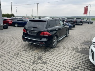 Mercedes GLE W166/C292 SUV 3.0 350d 258KM 2017 Mercedes GLE 350 4Matic HAK Kamery360 Skóra