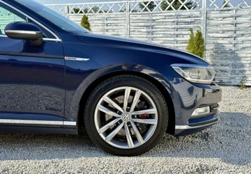 Volkswagen Passat B8 Variant 2.0 TDI SCR 240KM 2016 Volkswagen Passat Volkswagen Passat 2.0 TDI Bi-Turbo BMT 4Mot Highline DSG, zdjęcie 33