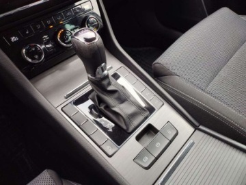 Skoda Superb III Kombi Facelifting 2.0 TDI SCR 150KM 2019 Skoda Superb Matrix Faktura VATDSGKESSYSalon PL el. fotele grzana kanapa, zdjęcie 18