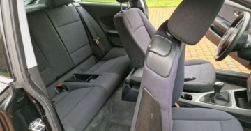 BMW Seria 1 E81/E87 Hatchback 5d E87 1.6 116i 122KM 2007 BMW Seria 1 BMW Seria 1 1.6 Benzyna 122KM, zdjęcie 14