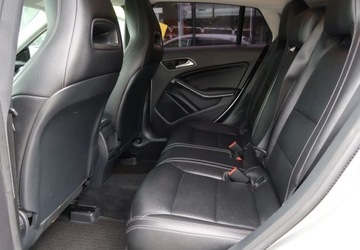 Mercedes CLA C117 Shooting Brake Facelifting 2.1 200 d 136KM 2018 Mercedes-Benz CLA 200d automat, podgrzewane fotele, skorzana tapicerka, pd, zdjęcie 8