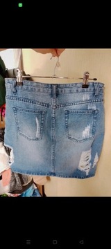 Рваная джинсовая юбка