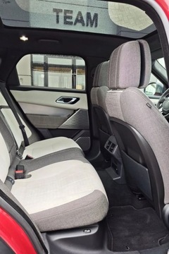 Land Rover Range Rover Velar SUV 2.0 SD4 240KM 2017 Land Rover Range Rover Velar Velar R-Dynamic HSE FV23 2.0 Diesel 240KM, zdjęcie 19