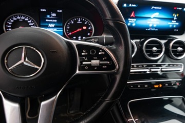 Mercedes GLC C253 SUV Facelifting 2.0 200d 163KM 2020 MERCEDES-BENZ GLC 200 d 4-Matic Suv 2.0 163KM 2020, zdjęcie 15