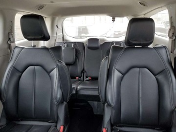 Chrysler Pacifica II 2023 Chrysler Pacifica Hybrid Touring L 2023 3.6l 3.6 Hybryda 260KM, zdjęcie 10