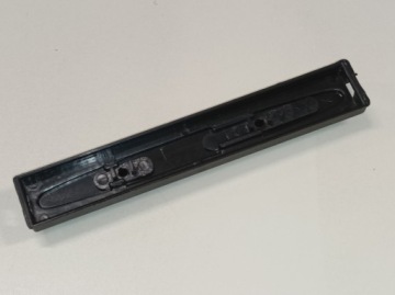 ПЛАСТИКОВАЯ ПАНЕЛЬ ДЛЯ ВЫКЛЮЧАТЕЛЕЙ КАПОТА AMICA 1009881