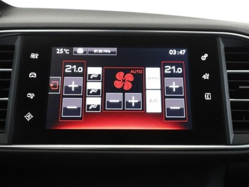 Peugeot 308 II 2015 Peugeot 308 GT-180KM Automat Navi Klimatyzacja, zdjęcie 22