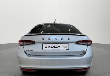 Skoda Superb IV Liftback 2.0 TSI 265KM 2024 Skoda Superb 2.0TSI 4X4 Sportline 2.0 Benzyna 265KM, zdjęcie 5