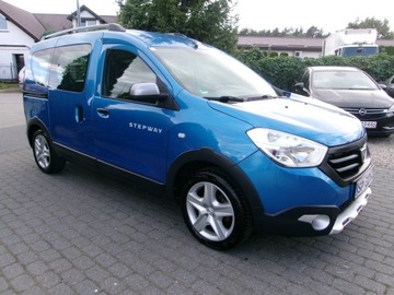 Dacia Dokker Mikrovan TCe 115KM 2015 Dacia Dokker Dacia Dokker 1.2 TCe STEPWAY 1.2 Benzyna 115KM, zdjęcie 1
