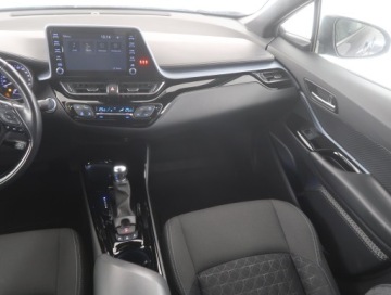 Toyota C-HR I Crossover Facelifting 1.8 Hybrid 122KM 2021 Toyota C-HR 1.8 Hybrid, Salon Polska, Serwis ASO, zdjęcie 7