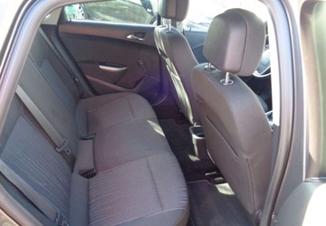 Opel Astra J Hatchback 5d 1.4 Turbo ECOTEC 120KM 2012 Opel Astra J 1.4 Serwisowana Sprowadzona, zdjęcie 7