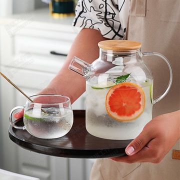 Кувшин DRINKS для сока, лимонада, стеклянная крышка, 1,8л
