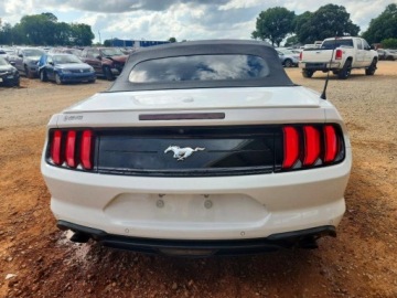 Ford Mustang VI 2021 Ford Mustang Ecoboost 2021 2.3 Benzyna 310KM, zdjęcie 2