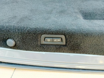 BMW 7 G11 G12 19R. VÍKO KUFRU ZADNÍ ELEKTRICKÁ KAMERA BARVA C3E