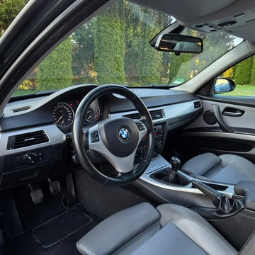 BMW Seria 3 E90-91-92-93 Touring E91 2.0 320i 150KM 2005 BMW 320 Seria 3 E90/E91/E92/E93 2.0 Benzyna, zdjęcie 25