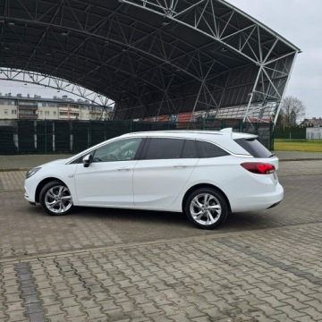 Opel Astra J GTC 1.4 Turbo ECOTEC 140KM 2016 Opel Astra K 1.4 Turbo Cosmo, zdjęcie 4