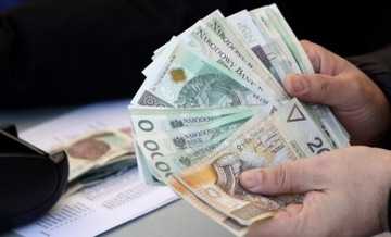 ЭЛЕКТРИЧЕСКАЯ ПОРШНЕВАЯ НАПОЛНИТЕЛЬНАЯ МАШИНА ДЛЯ ПРОИЗВОДСТВА СИГАРЕТ ПОДАРОК