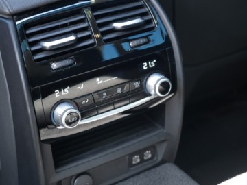 BMW Seria 5 G30-G31 Touring Plug-In 2.0 530e 292KM 2022 BMW 530e 292ps Panorama Hak ACC 4xKlima HiFi 18” Webasto Kamera Sam Parkuje, zdjęcie 23