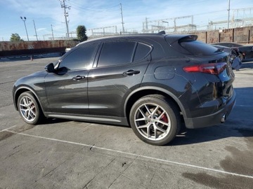 Alfa Romeo Stelvio SUV 2.0 Turbo 280KM 2018 Alfa Romeo Stelvio TI Sport 2018 2.0l 2.0 Benzyna 280KM, zdjęcie 1