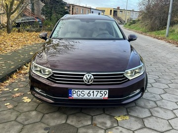 Volkswagen Passat B8 Variant 1.6 TDI BlueMotion SCR 120KM 2016 Volkswagen Passat Zarejestrowany Bogata wersja TOP, zdjęcie 1