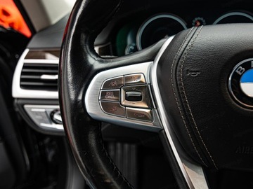 BMW Seria 7 G11-G12 Sedan 750i 450KM 2016 Od ręki - BMW Seria 7 750Li xDrive 450KM, zdjęcie 16