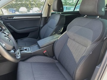 Skoda Superb III Kombi Facelifting 2.0 TSI 190KM 2022 Skoda Superb 2.0 TSI 190KM Style DSG, Salon PL, Gw, zdjęcie 9