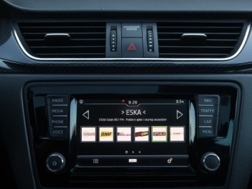 Skoda Rapid II Liftback Facelifting 1.0 TSI 110KM 2019 Skoda Rapid Spaceback 1.0 TSI, Xenon, Bi-Xenon, zdjęcie 11