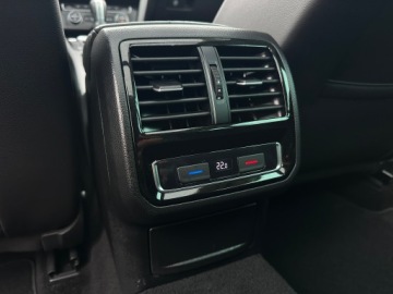 Volkswagen Passat B8 Variant 2.0 TDI BlueMotion SCR 150KM 2019 R E Z E R W A C J A, zdjęcie 19