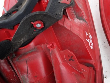 LAMPA LEWA PRAWA TYŁ TYLNA TOYOTA AURIS I E15 HB