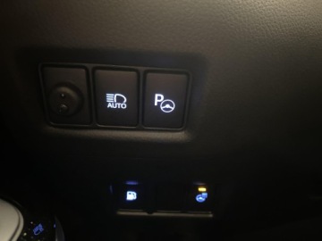 Toyota C-HR I Crossover 1.8 Hybrid 122KM 2019 Toyota C-HR 1.8 Hybrid Selection Toyota C-HR 1.8 S, zdjęcie 17