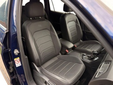 Volkswagen Tiguan Allspace SUV Facelifting 2.0 TDI SCR 200KM 2023 Volkswagen Tiguan Allspace R-Line 4Motion 2.0 TDI 200 KM DSG Harman HUD We, zdjęcie 23