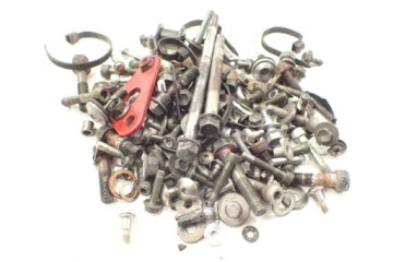 Suzuki GSF 600 Bandit 00-05 Śruby z demontażu