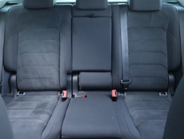 Volkswagen Tiguan II SUV 2.0 TDI 150KM 2019 VW Tiguan 2.0 TDI, DSG, Navi, Klima, Klimatronic, zdjęcie 9