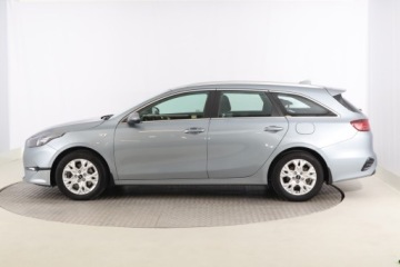 Kia Ceed III Kombi Facelifting 1.5 T-GDI 160KM 2022 Kia Ceed 1.5 T-GDI MHEV, Salon Polska, zdjęcie 2