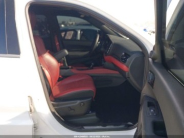 Dodge Durango III 2023 Dodge Durango Srt Hellcat Premium 2023 6.2l 6.2 Benzyna 710KM, zdjęcie 8