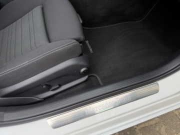 Mercedes Klasa C W205 Kombi Facelifting 1.6 180 156KM 2018 Mercedes C 180 Manual | Bezwypadkowy |Serwisowany, zdjęcie 31