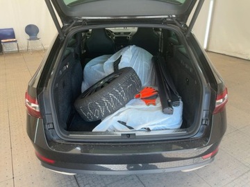 Skoda Superb III Kombi 2.0 TDI 190KM 2017 Skoda Superb 2.0 TDI SportLine, zdjęcie 5