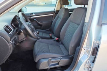 Volkswagen Golf VI Variant 1.2 TSI 105KM 2011 Volkswagen Golf 1,2 Ben 105 KM 6-Biegow 1.2 Benzyna 105KM, zdjęcie 25