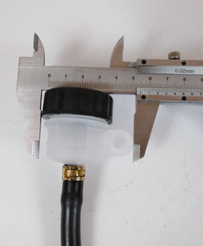 ZQ4003 бачок тормозной жидкости