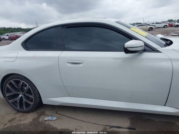 BMW Seria 2 G42-U06 2023 BMW Seria 2 230i 2023 2.0l 2.0 Benzyna 255KM, zdjęcie 6