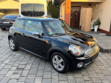 Mini One II Hatchback 1.4 95KM 2010 MINI ONE 1.4 Benz, Zadbany, Bogato Wyposazony 1.4 Benzyna 95KM, zdjęcie 3