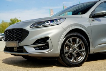 Ford Kuga III SUV Plug-In 2.5 Hybrid 190KM 2023 Ford Kuga VIGNALE skóra Nawi FUL LED el.klapa, zdjęcie 6
