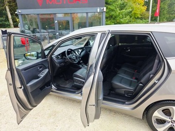 Kia Carens IV Minivan Facelifting 1.7 VGT CRDI 141KM 2017 Kia Carens 1.7CRDi 141KM DCT 7osob Xenon LED Kamera Panorama Wentyle Full, zdjęcie 18