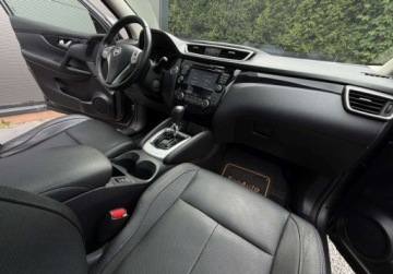 Nissan Qashqai II Crossover 1.6 dCi 130KM 2015 Nissan Qashqai LIFT1.6 skora NAVI kamera PANORAMA zarejestrowany BEZWYPAD, zdjęcie 6