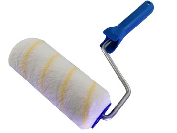 WAŁEK MALARSKI 18 CM FI 8 ZŁOTA NIĆ Z RĄCZKĄ