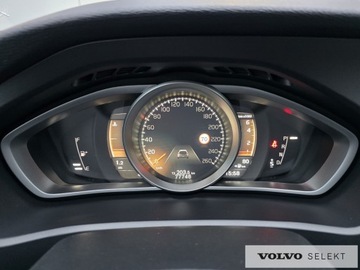 Volvo V40 II Cross Country Facelifting 2.0 T4 190KM 2018 Volvo V40 Salon PL FV23 Summum T4 AWD 190KM Skóra, zdjęcie 18