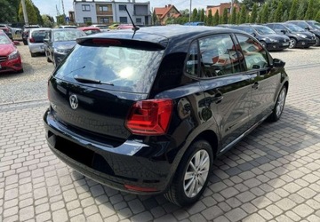 Volkswagen Polo V Hatchback 3d Facelifting 1.0 60KM 2014 Volkswagen Polo 1,0 60KM Klima Serwis 2xPDC 1Wlasciciel Benzyna 60KM, zdjęcie 4