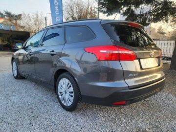 Ford Focus III Kombi Facelifting 1.0 EcoBoost 125KM 2017 Ford Focus 1.0 125 KM I Właściciel Przebieg 103, zdjęcie 6